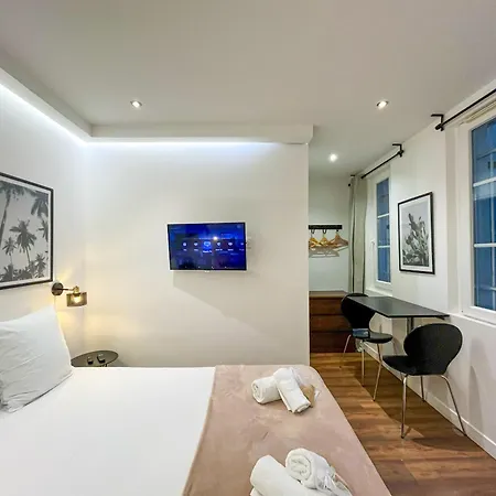 Urbanflat 204 - Beautiful In The Center Of